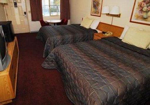 фото отеля Econo Lodge Inn & Suites Bellingham