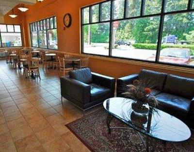 фото отеля Econo Lodge Inn & Suites Bellingham