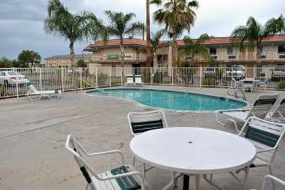 фото отеля Vagabond Inn Bakersfield North