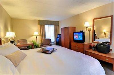 фото отеля Hampton Inn & Suites Annapolis