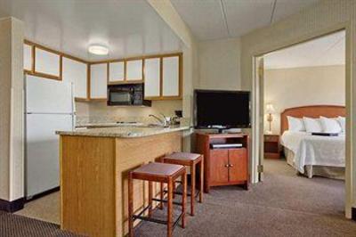 фото отеля Hampton Inn & Suites Annapolis