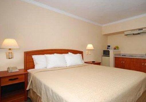 фото отеля Quality Inn & Suites Sunnyvale Silicon Valley
