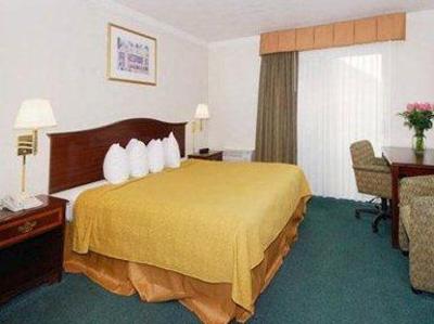 фото отеля Quality Inn & Suites Sunnyvale Silicon Valley