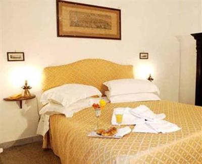фото отеля NapoliCentralCity B&B