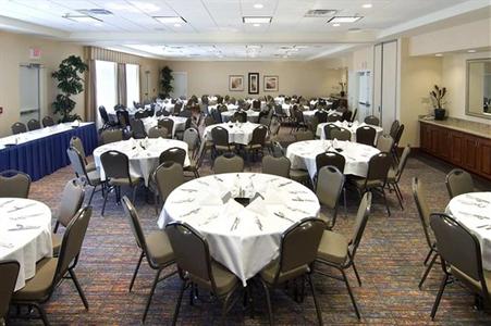 фото отеля Hilton Garden Inn Rockford