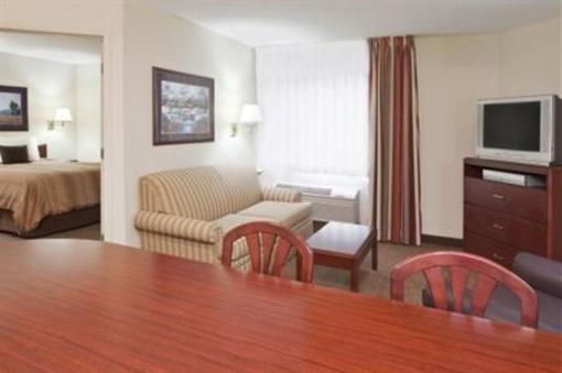 фото отеля Candlewood Suites Columbus Airport