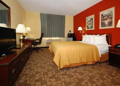 фото отеля Quality Inn Topeka
