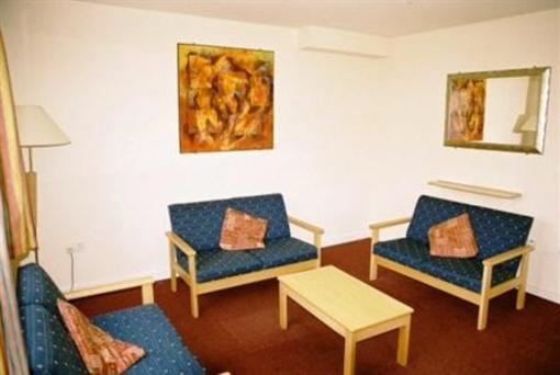 фото отеля Yeats Village Apartments Sligo