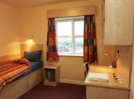 фото отеля Yeats Village Apartments Sligo