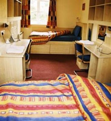 фото отеля Yeats Village Apartments Sligo
