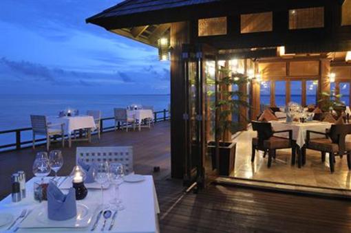 фото отеля Olhuveli Beach & Spa Resort