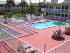 фото отеля America's Best Inn Pompano Beach