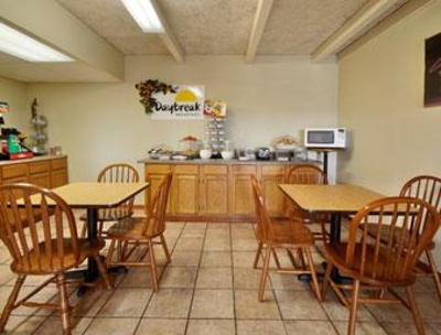 фото отеля Days Inn St Louis North Airport