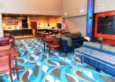 фото отеля Comfort Suites Waco