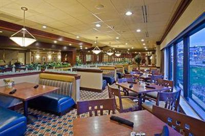 фото отеля Radisson Hotel Lansing at the Capitol