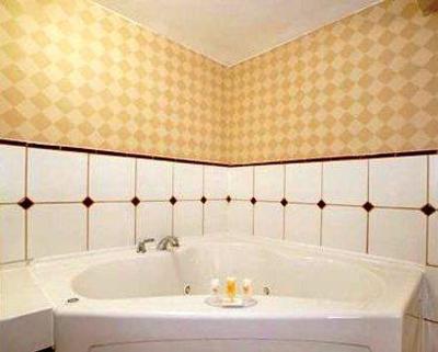 фото отеля Quality Inn & Suites Hanes Mall