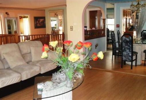 фото отеля Diana's Luxury Bed & Breakfast Vancouver