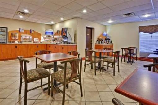 фото отеля Comfort Inn Clarksville