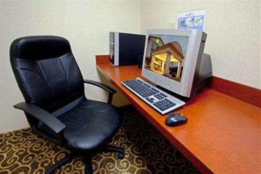 фото отеля Holiday Inn Express Princeton I-77