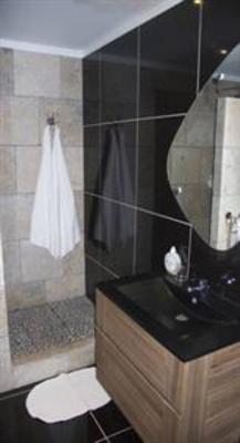 фото отеля Hotel Saint Trophime