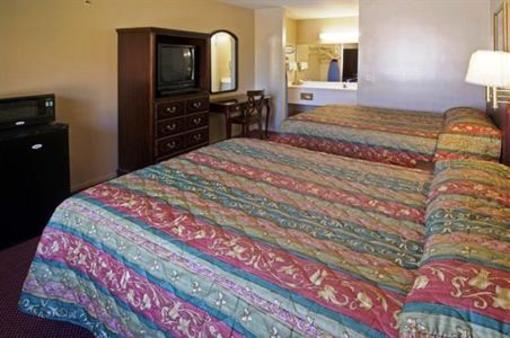 фото отеля Americas Best Value Inn & Suites Anaheim