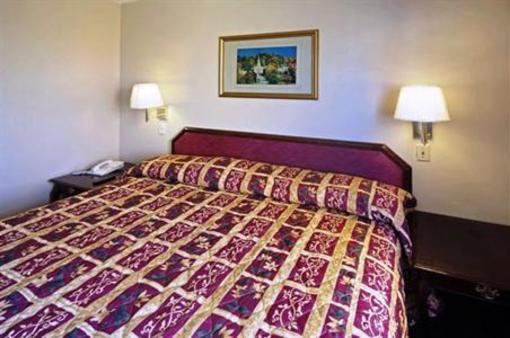 фото отеля Americas Best Value Inn & Suites Anaheim