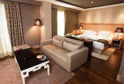 фото отеля Nexus Valladolid Suites and Hotel