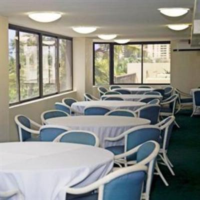 фото отеля Hawaiian Monarch Hotel