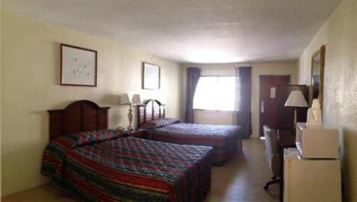 фото отеля Palm Grove Hotel and Suites