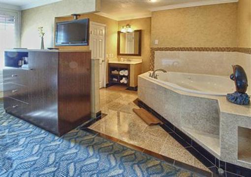 фото отеля Little Inn by the Bay Newport Beach Hotel