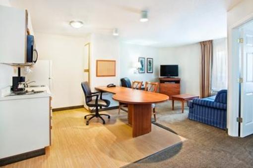 фото отеля Candlewood Suites Huntersville