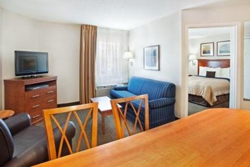 фото отеля Candlewood Suites Huntersville