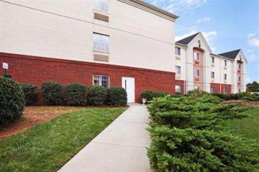 фото отеля Candlewood Suites Huntersville