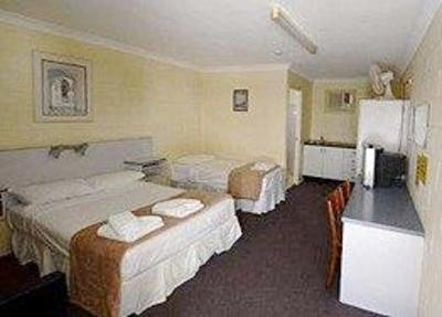 фото отеля Spanish Lace Motor Inn