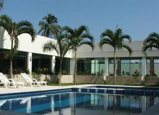 фото отеля Holiday Inn Express Paraiso Dos Bocas