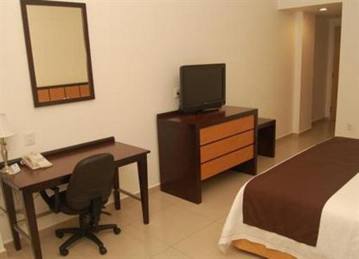 фото отеля Holiday Inn Express Paraiso Dos Bocas
