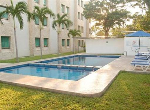 фото отеля Holiday Inn Express Paraiso Dos Bocas