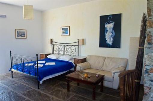 фото отеля Agios Pavlos Studios
