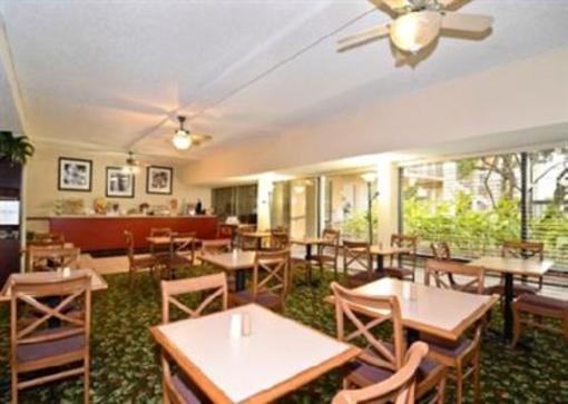 фото отеля Quality Inn Of Orange Park
