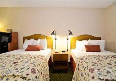 фото отеля Quality Inn Of Orange Park