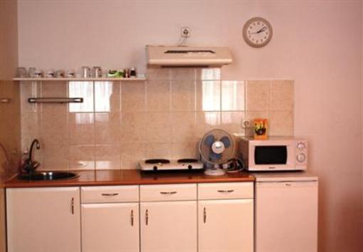 фото отеля Papillon Apartment