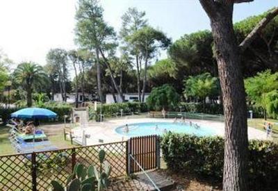 фото отеля La Serra Holiday Village & Beach Resort