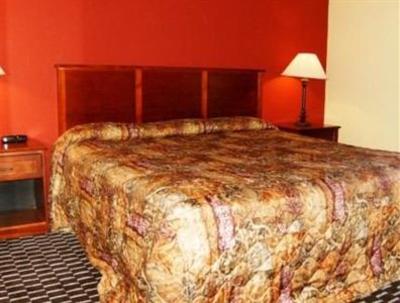 фото отеля GuestHouse International Inn & Suites Savannah-Midtown