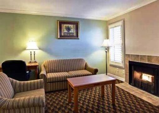 фото отеля Comfort Inn & Suites Gardena