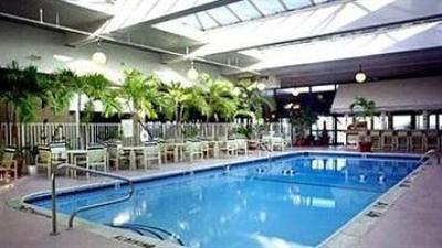фото отеля Marigot Beach Condominiums