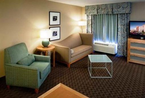 фото отеля Hampton Inn & Suites St. Louis at Forest Park