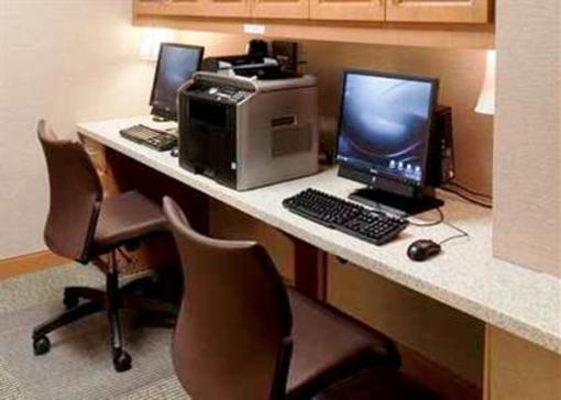 фото отеля Hampton Inn & Suites St. Louis at Forest Park