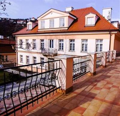 фото отеля Castle Residence Praha