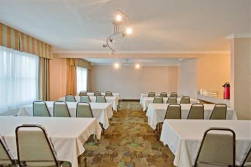 фото отеля Holiday Inn Express San Diego-La Mesa SDSU Area