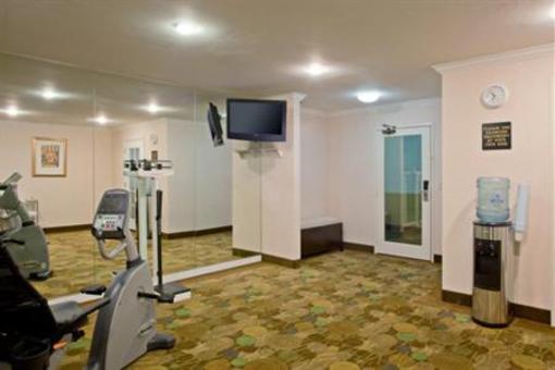 фото отеля Holiday Inn Express San Diego-La Mesa SDSU Area